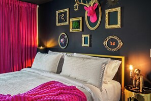 3 室のベッドルーム、WiFi、ベッドシーツ