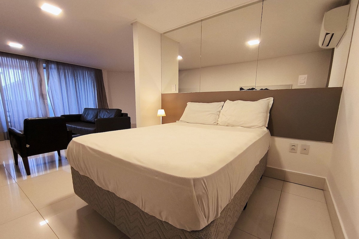 Estudio básico | Ropa de cama hipoalergénica, wifi gratis, ropa de cama
