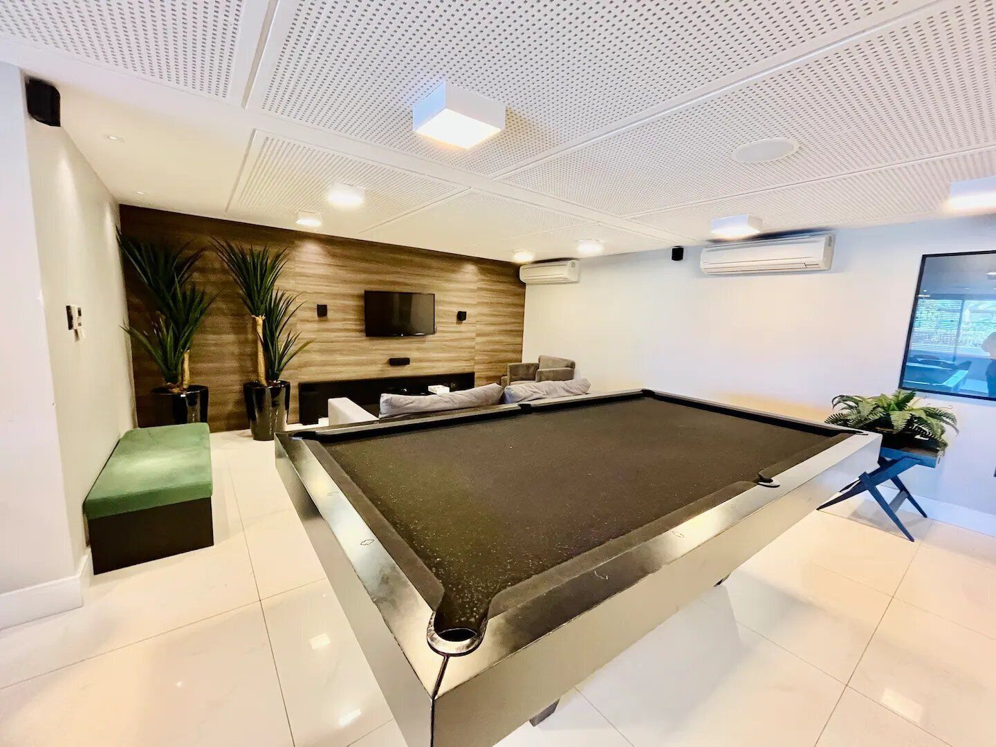 Studio | Games room