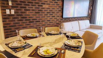 Apartment | Dining