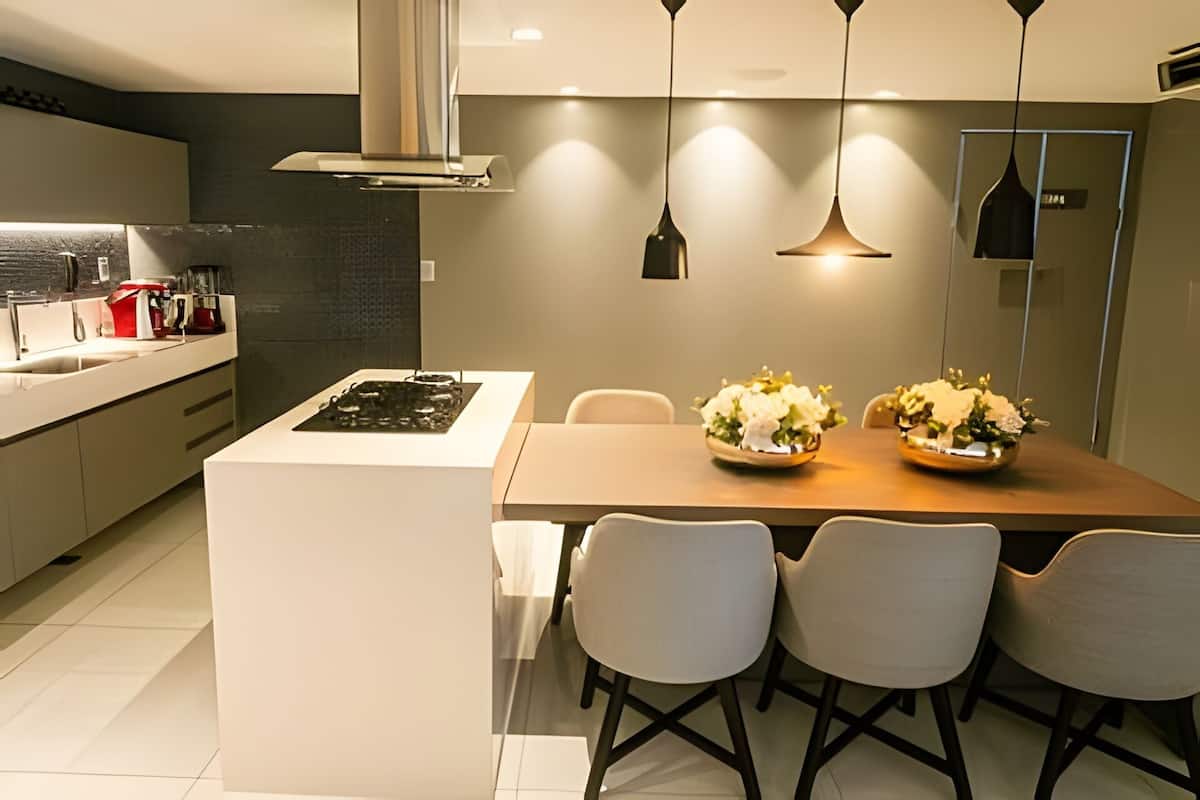 Tủ lạnh, lò vi sóng, lò nướng, bếp nấu