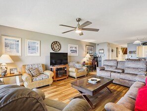 Unclassified image, 5 of 16, button