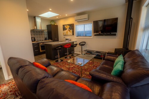 Cozy Nook Twizel – A Charming Hideaway for Two or a Few