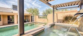 The Bullpen: Spacious Retreat, Sleeps 21! Pool-Spa-Casita-Ample Parking