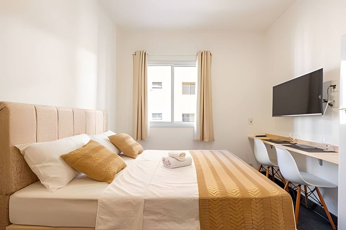 Comfort appartement | Verduisterende gordijnen, gratis wifi, beddengoed