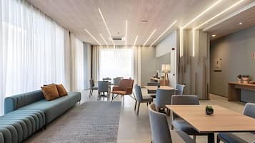 Studio Comfort | Tempat makan