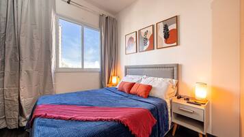 Comfort Studio | Blackout drapes, free WiFi, bed sheets