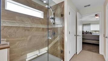 House, 6 Bedrooms, Private Pool | Bathroom | Hair dryer, towels