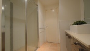 Chuveiro, secador de cabelo