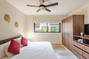 1 chambre, fer et planche à repasser, Wi-Fi, draps fournis