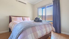 3 soverom og strykejern/-brett