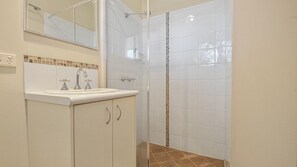 Shower, hair dryer