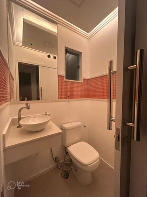 Hair dryer, towels, toilet paper