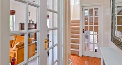 Your Spacious South East Sanctuary | Fast City Links