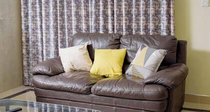 Luxury One Bed Near Sam Levy's
