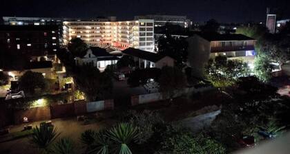 Luxury Apartment - In the heart of Avenues!