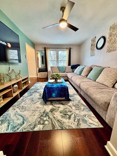 Galactic Oasis Theme Home,  Marvelous 5-bedroom house with AC in Aurora, TV’s