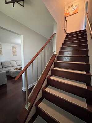 Interior - Galactic Oasis Theme Home, Marvelous 5-bedroom house with AC in Aurora, TV’s (Aurora)