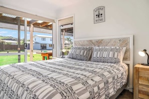 3 bedrooms, free WiFi, bed sheets - Hosts on the Coast Saltwater Days (Whitianga)