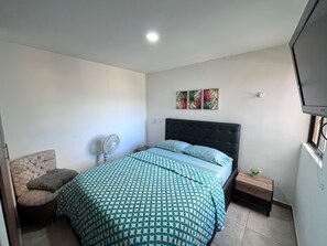 2 Schlafzimmer, Bügeleisen/Bügelbrett, Internetzugang, Bettwäsche