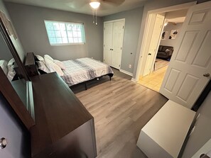 1 bedroom, desk, iron/ironing board, free WiFi