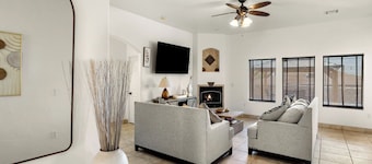 Desert Getaway - 3BR Home w/ Outdoor Kitchen & Spacious Patio