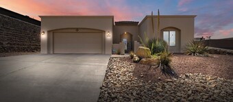  Desert Getaway - 3BR Home w/ Outdoor Kitchen & Spacious Patio