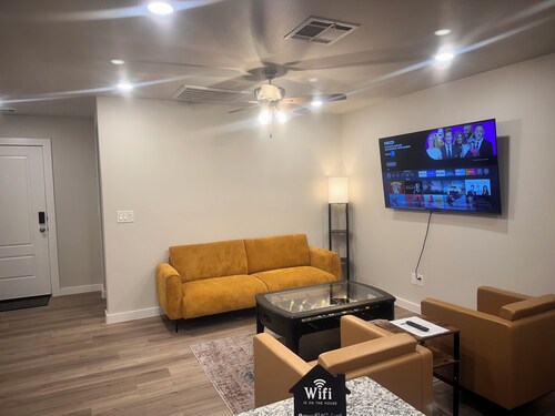 Gorgeous 3-bedroom house with 6 Beds and AC in Odessa