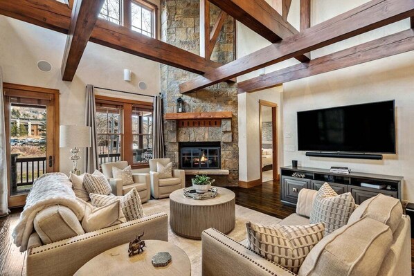 Smart TV, fireplace, stereo - The Porches- 5 bedroom home (Steamboat Springs)