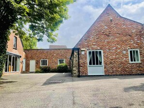 Exterior - Plas Derwen Hotel (Abergavenny)