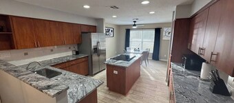 3-bedroom house in charming Hudson with AC