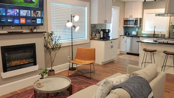 Smart TV, fireplace, music library