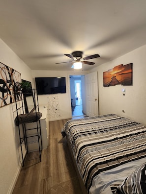 2 bedrooms, Internet, bed sheets