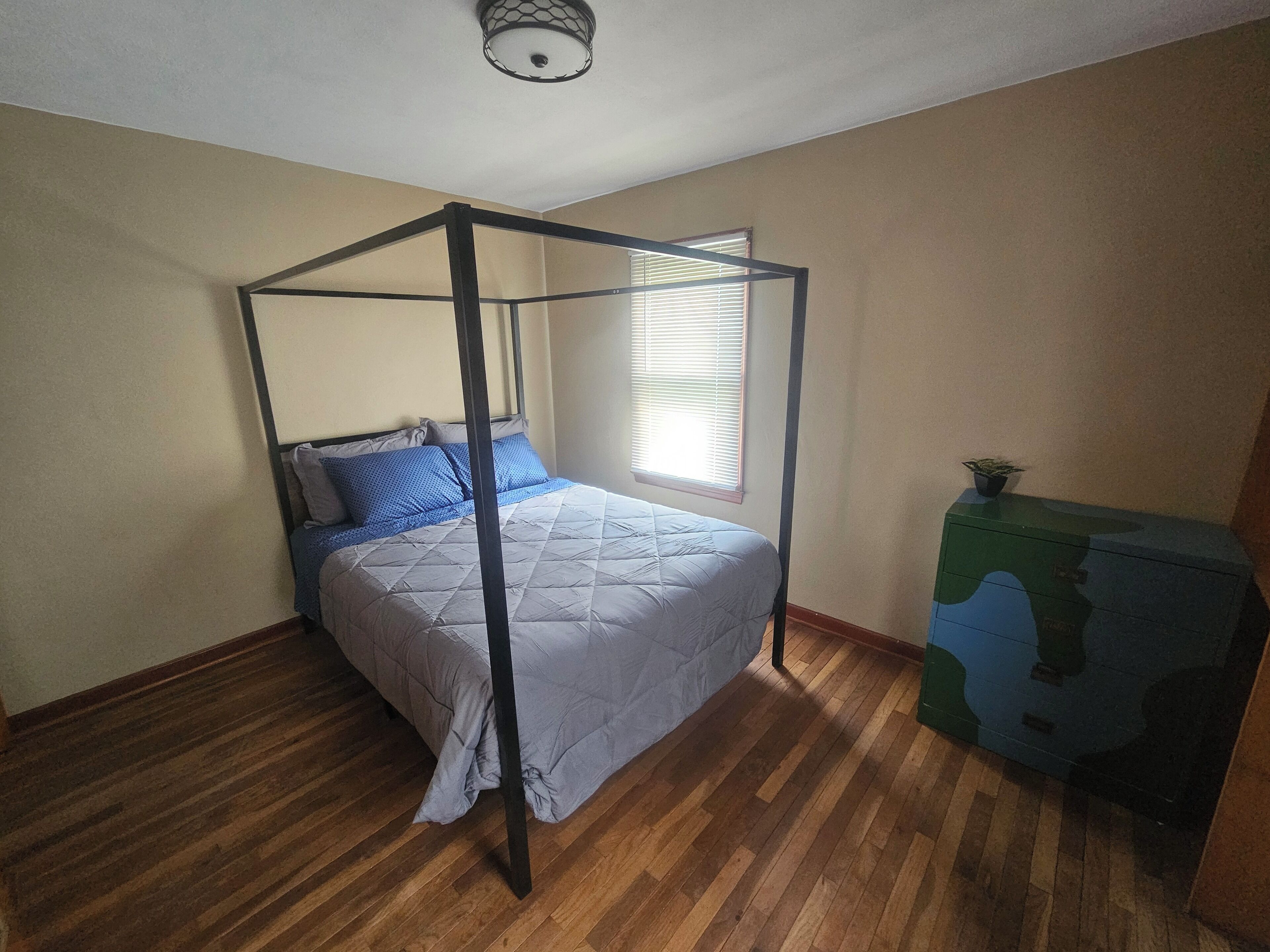 2 habitaciones, wifi y ropa de cama 