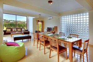 تناول الطعام