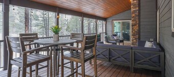 Luxury Cabin for all ages in charming Show Low!