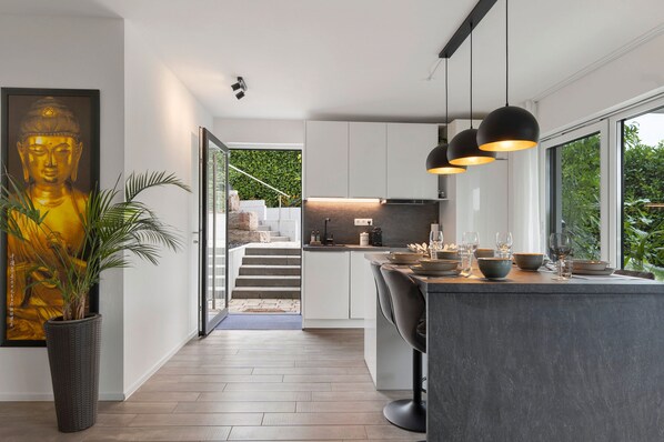 冰箱、烤箱、炉灶、洗碗机