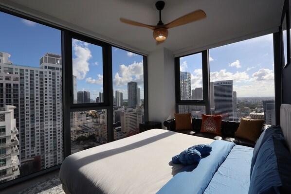 2 bedrooms, iron/ironing board, Internet, bed sheets