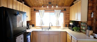 Mt Shasta's Stargazer Cabin