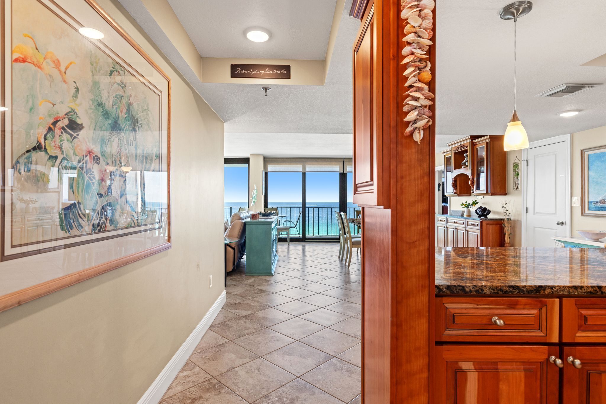 Condo, várias camas, sacada, vista para o oceano (Watercrest 1103) | Parte interna