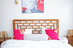 2 bedrooms, bed sheets