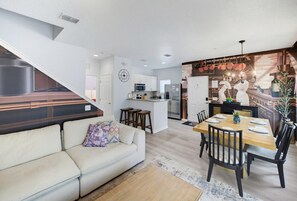Interior - 4BR Themed Home W/Resort Pool Near Disney (Kissimmee)