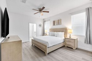 9 bedrooms, desk, iron/ironing board, travel cot