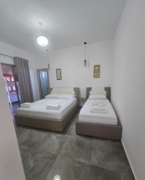 Iron/ironing board - Vila Anhel (Ksamil)