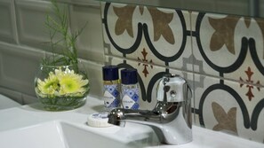 Classic House | Bathroom