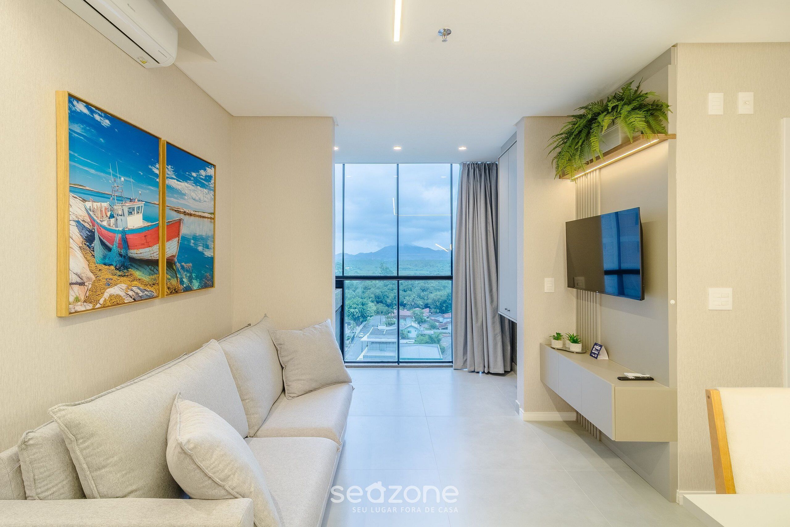 Basic Apartment | Living area