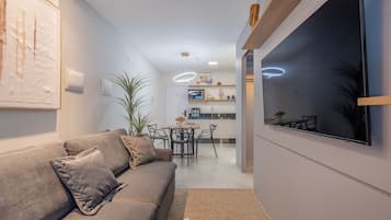 Basic Apartment | Living area