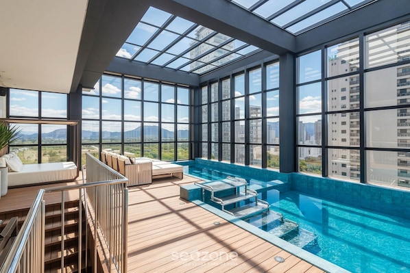 Pool - Sua estadia exclusiva a poucos passos do Mar em Meia Praia - FFS (Itapema)