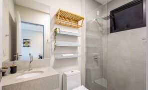 Basic Apartment | Bilik Mandi