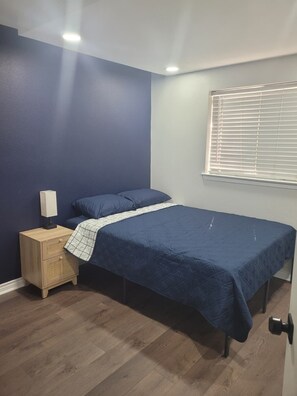 4 bedrooms, WiFi, bed sheets